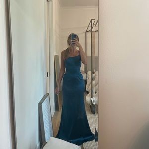 Sherri Hill Teal prom dress